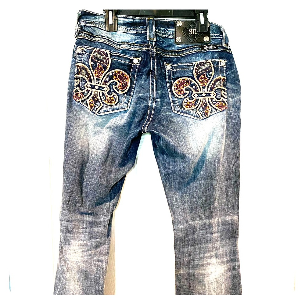 Beautiful like NEW bootcut Miss Me jeans